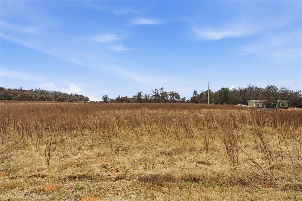 1 acres in McLennan County - photo 3
