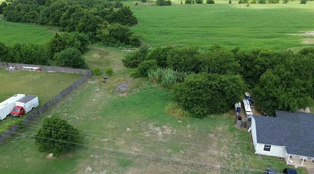 0.21 acres in Ellis County - photo 3