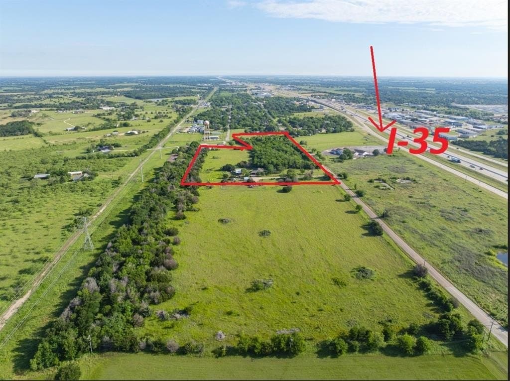 10 acres in McLennan County - photo 3
