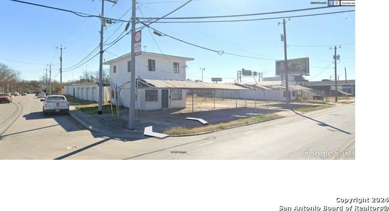 0.98 acres in Bexar County - photo 4
