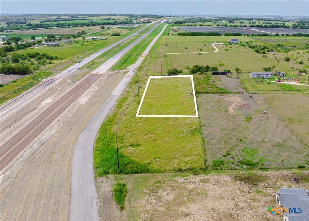 0.98 acres in Bell County - photo 2