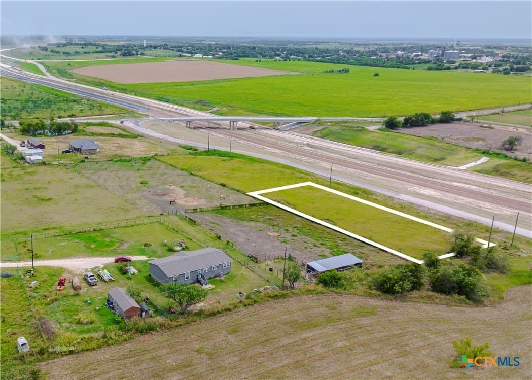 0.98 acres in Bell County - photo 5