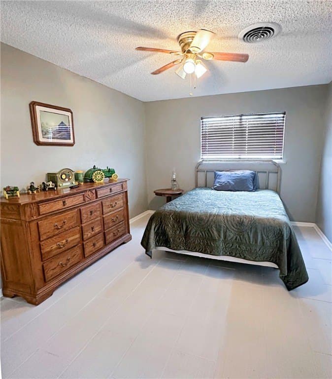 10 acres in Bee County - photo 14