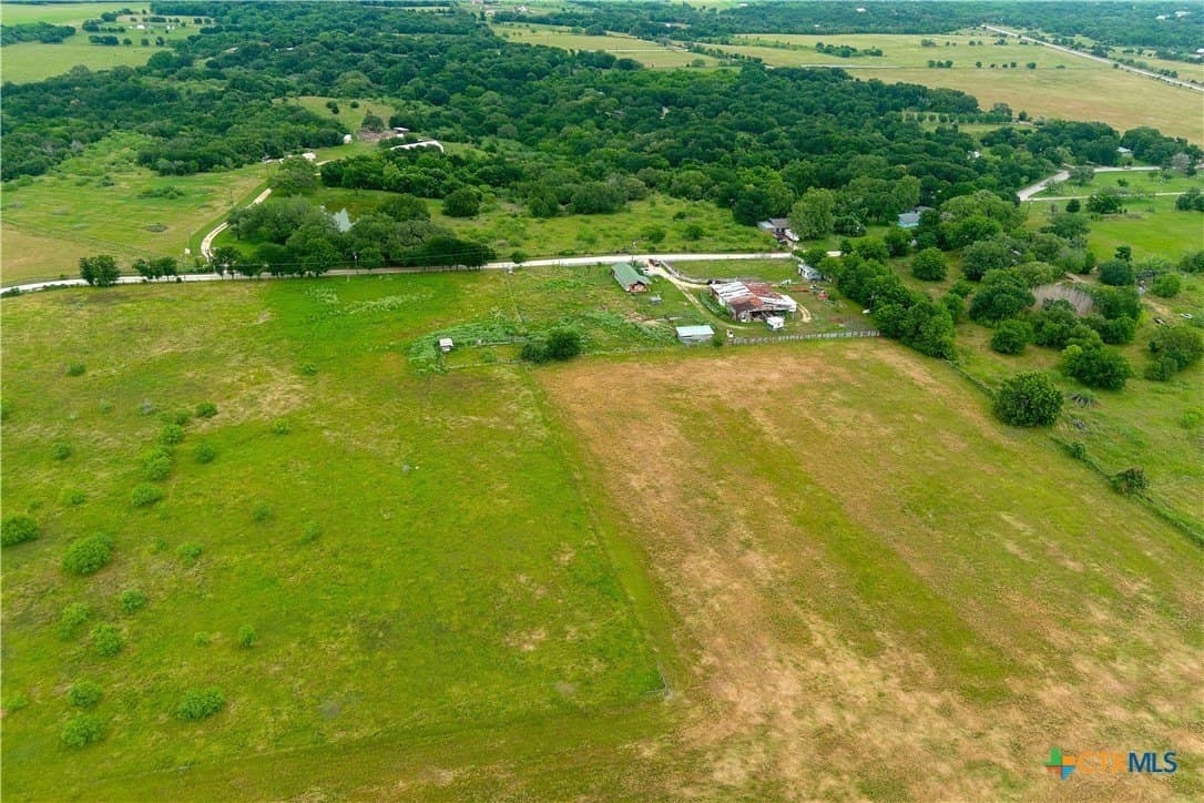 10 acres in Caldwell County - photo 5