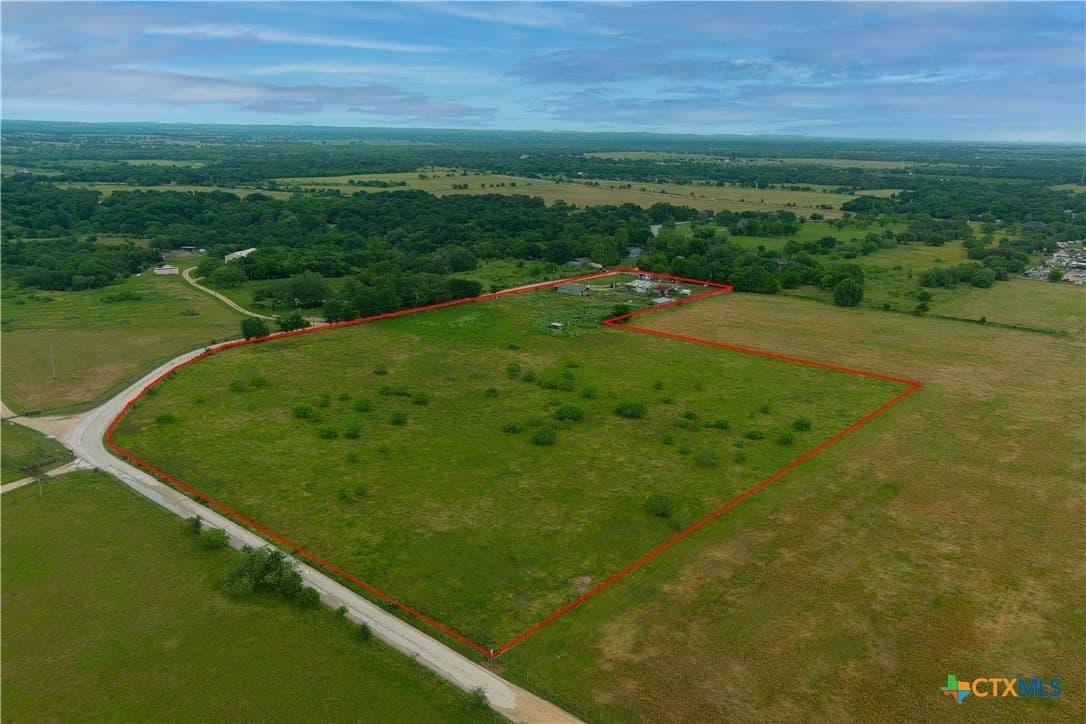 10 acres in Caldwell County - photo 6