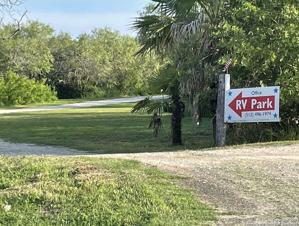 8 acres in Karnes County - photo 2
