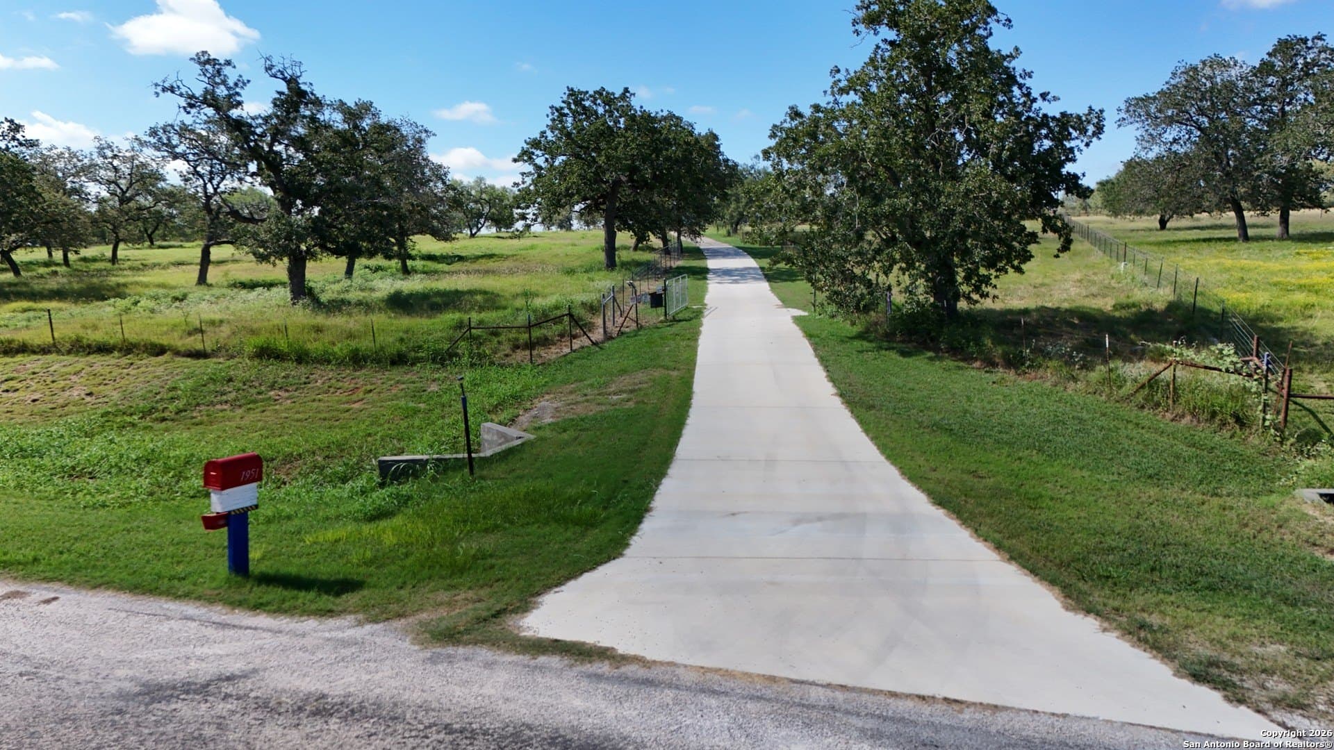 21.16 acres in Guadalupe County - photo 3