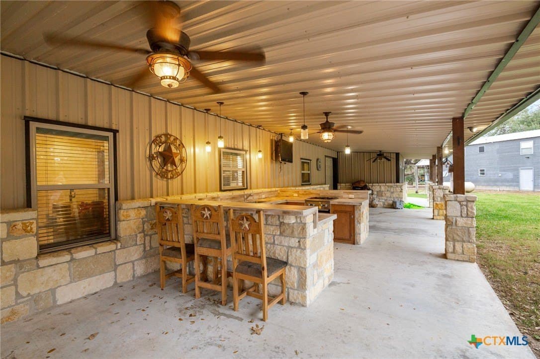 13.73 acres in Victoria County - photo 20