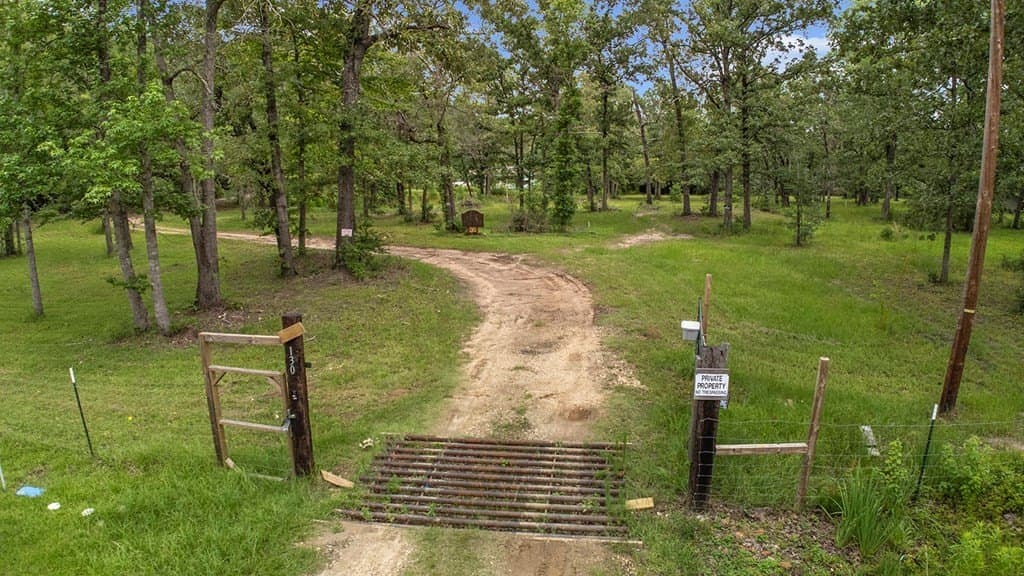 10 acres in Texas County - photo 35