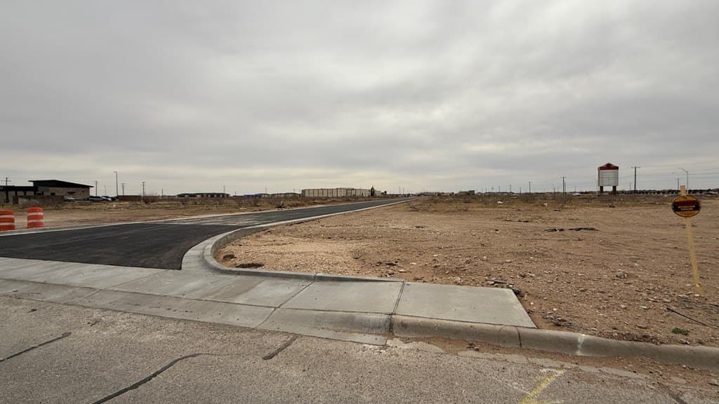 1.28 acres in Ector County - photo 4