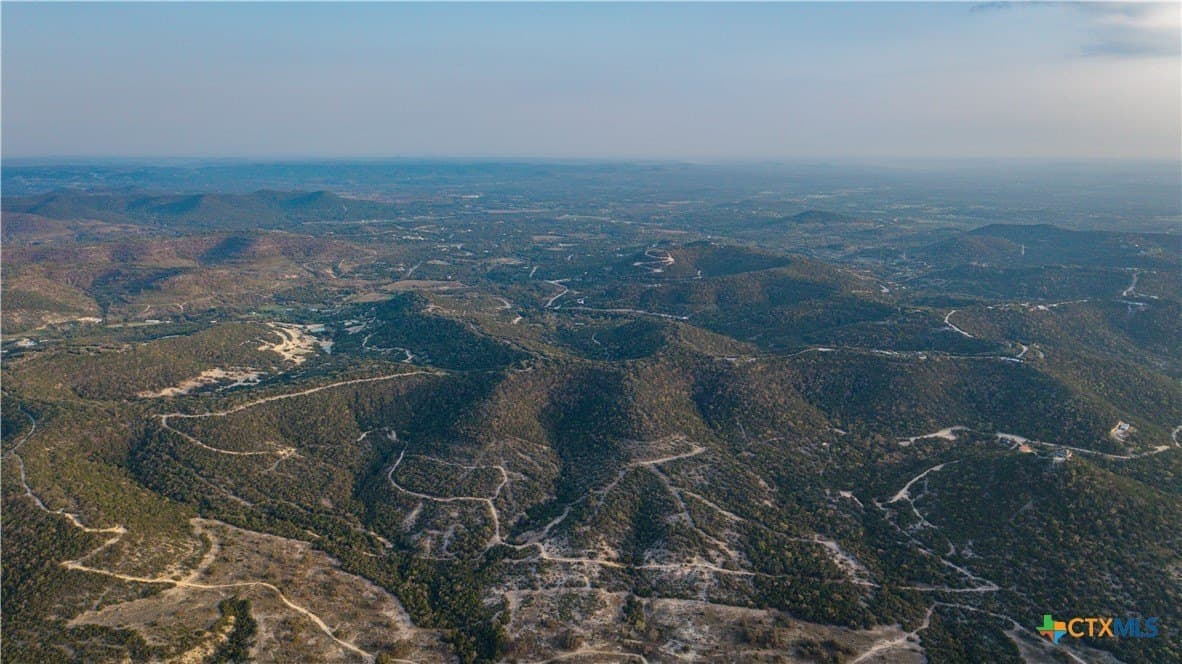 291.56 acres in Bandera County - photo 2