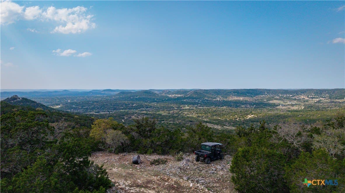291.56 acres in Bandera County - photo 7