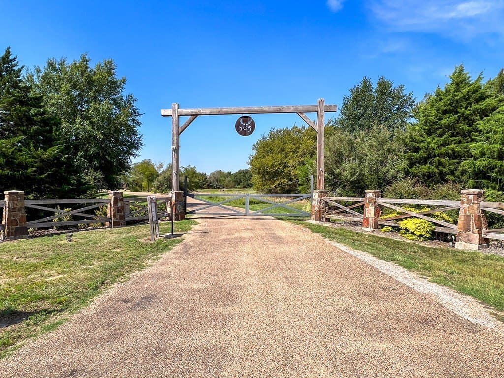 2.84 acres in Kaufman County - photo 8