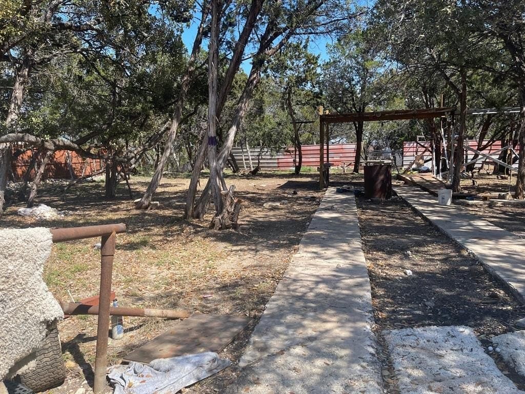 0.46 acres in Bandera County - photo 2