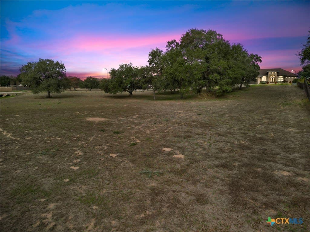 1.26 acres in DeWitt County - photo 2