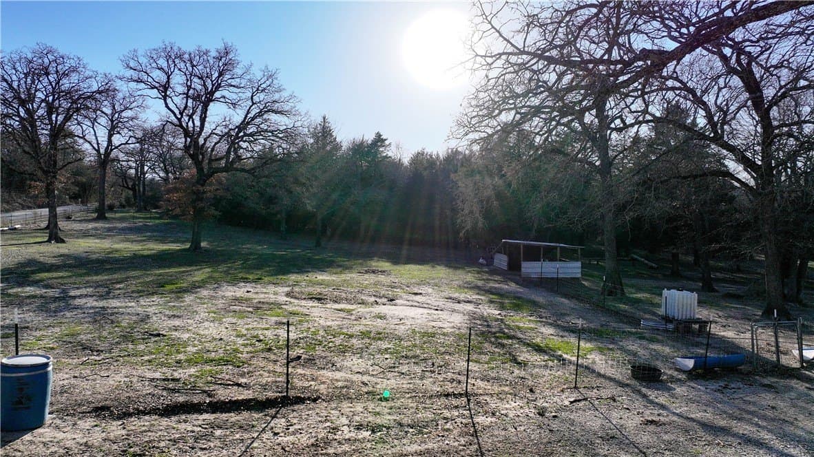 23.34 acres in Montague County - photo 21