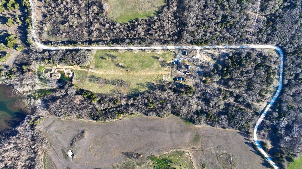 23.34 acres in Montague County - photo 8
