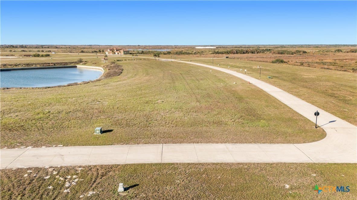 0.35 acres in Calhoun County - photo 5