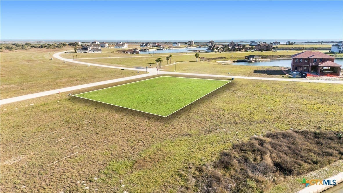 0.35 acres in Calhoun County - photo 2