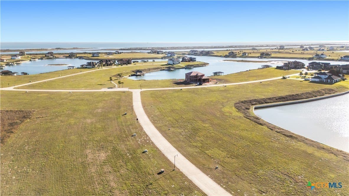 0.35 acres in Calhoun County - photo 11