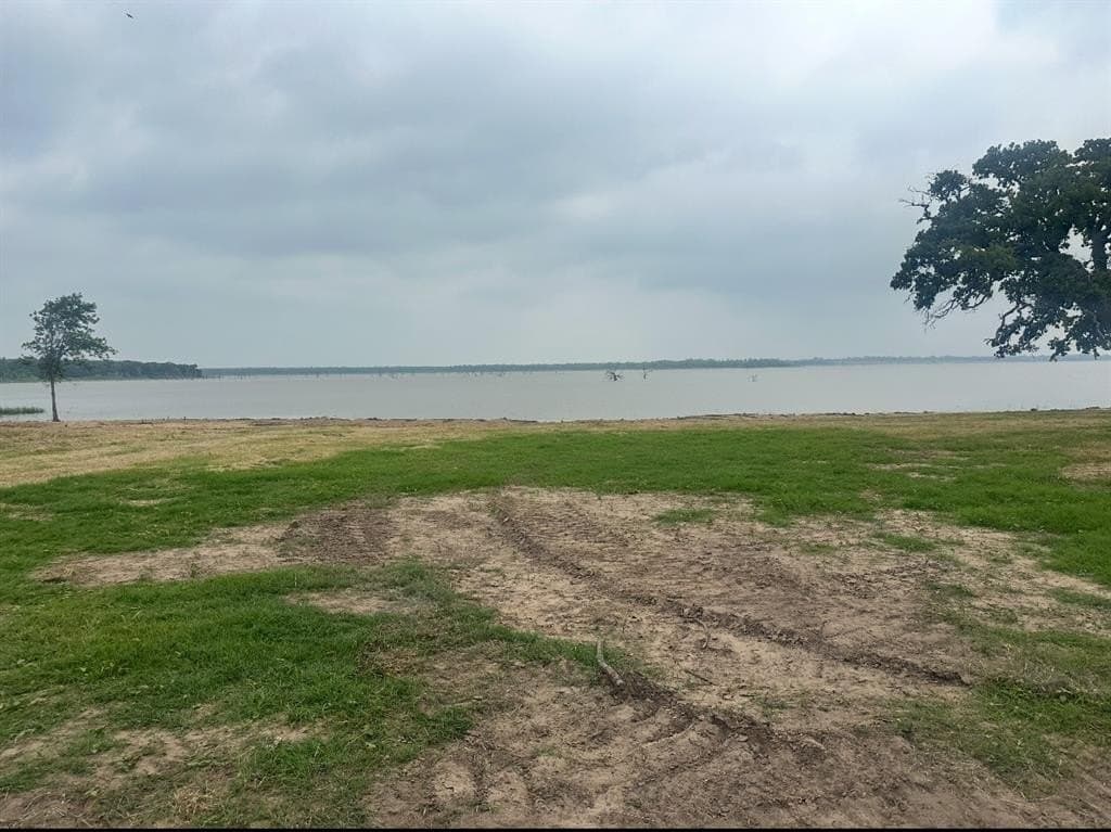2.64 acres in Navarro County - photo 3