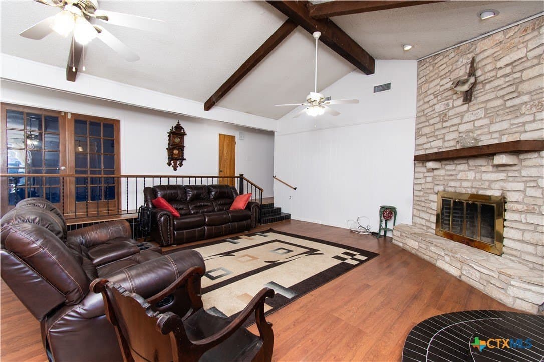 10 acres in Bell County - photo 3