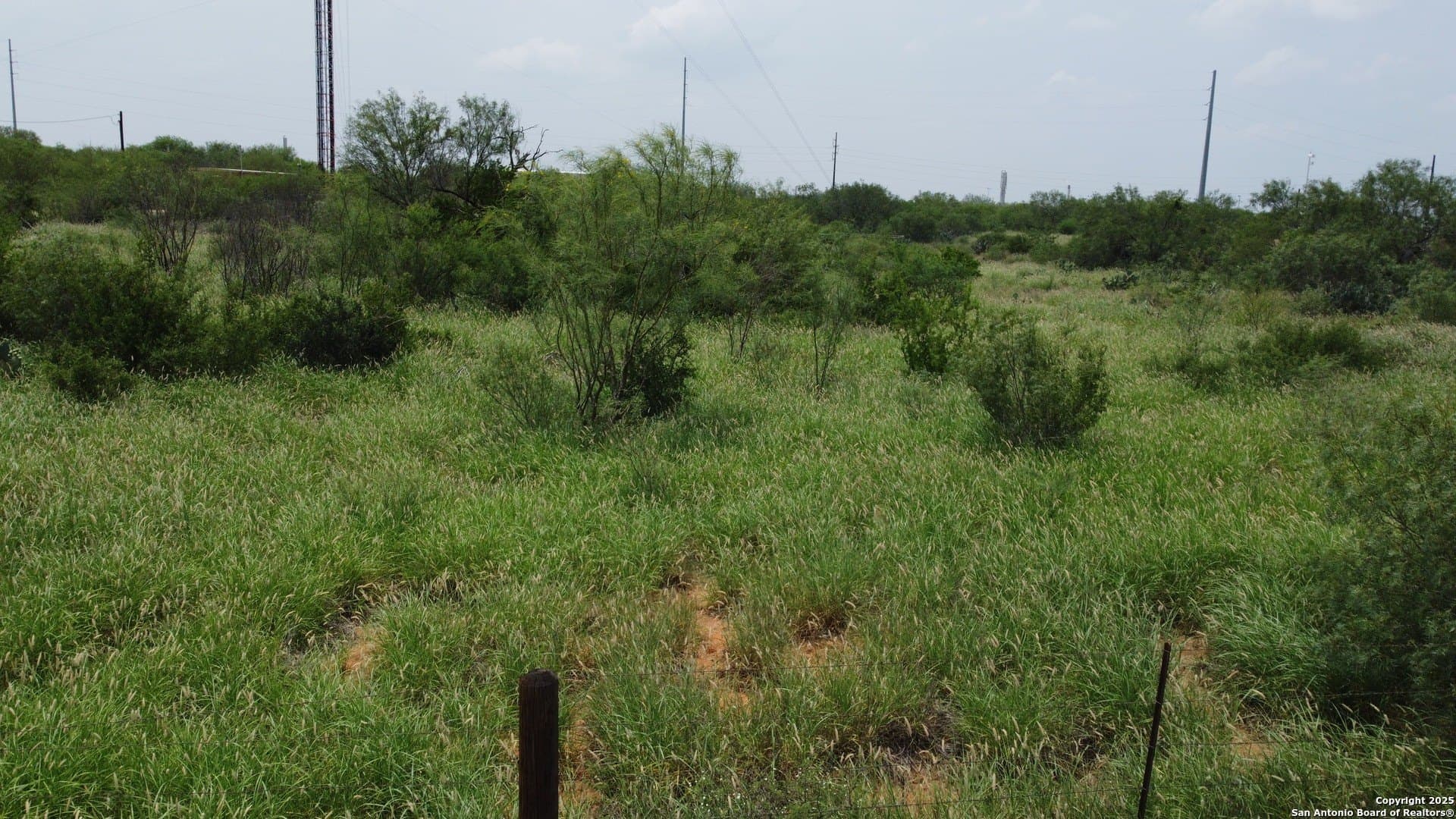 27.13 acres in La Salle County - photo 4