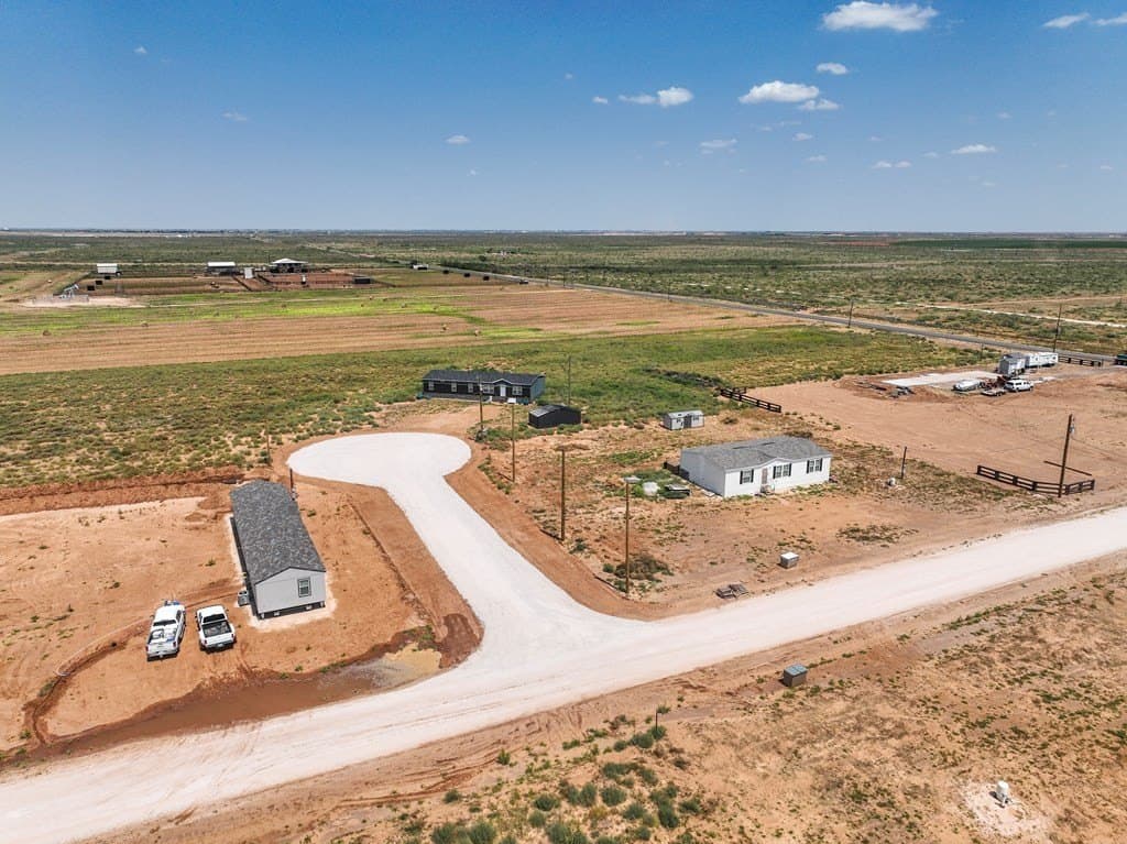 1 acres in Midland County - photo 2