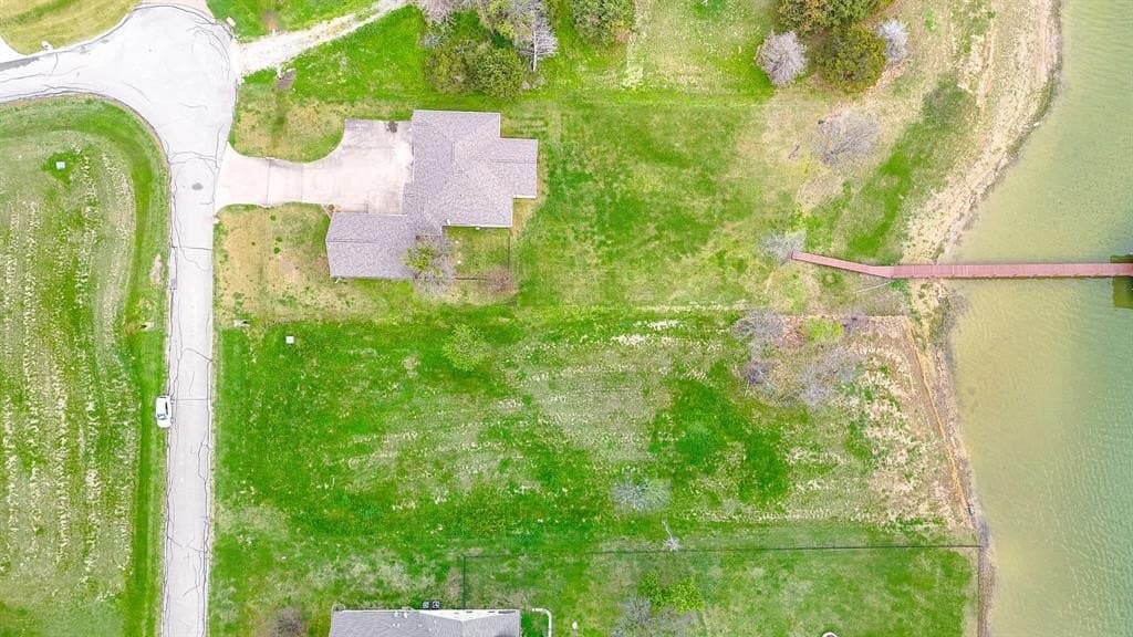 0.82 acres in Navarro County - photo 15