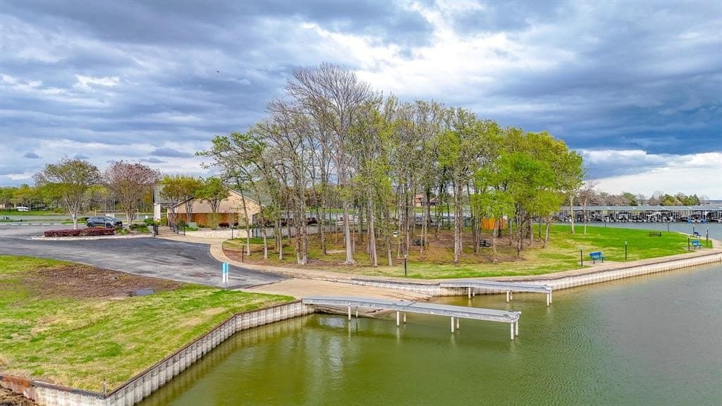 0.82 acres in Navarro County - photo 25