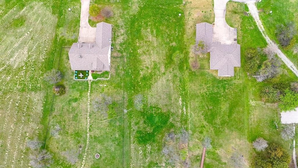 0.82 acres in Navarro County - photo 12