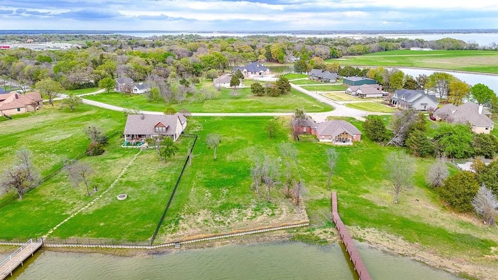 0.82 acres in Navarro County - photo 9