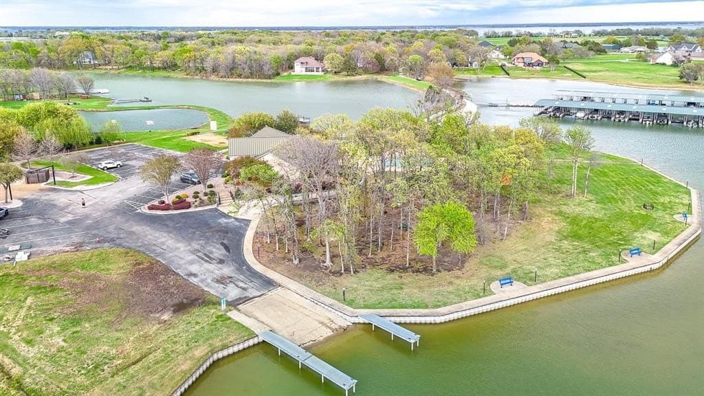 0.82 acres in Navarro County - photo 26