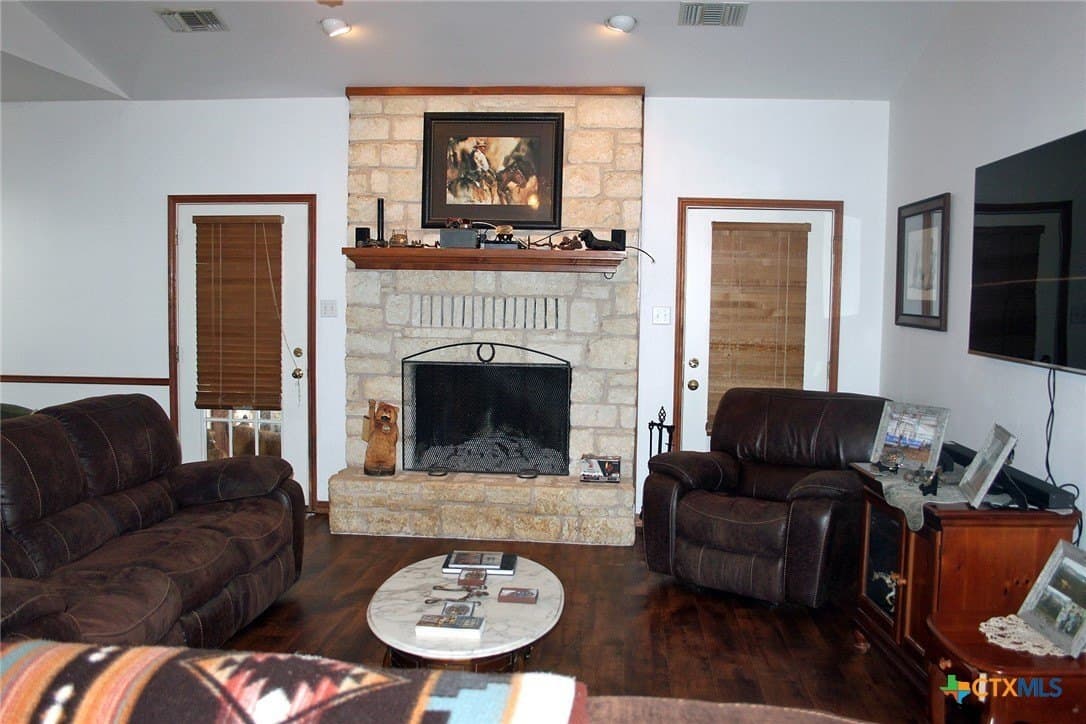 19.88 acres in Caldwell County - photo 4