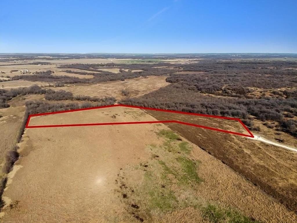 10.37 acres in Hill County - photo 10