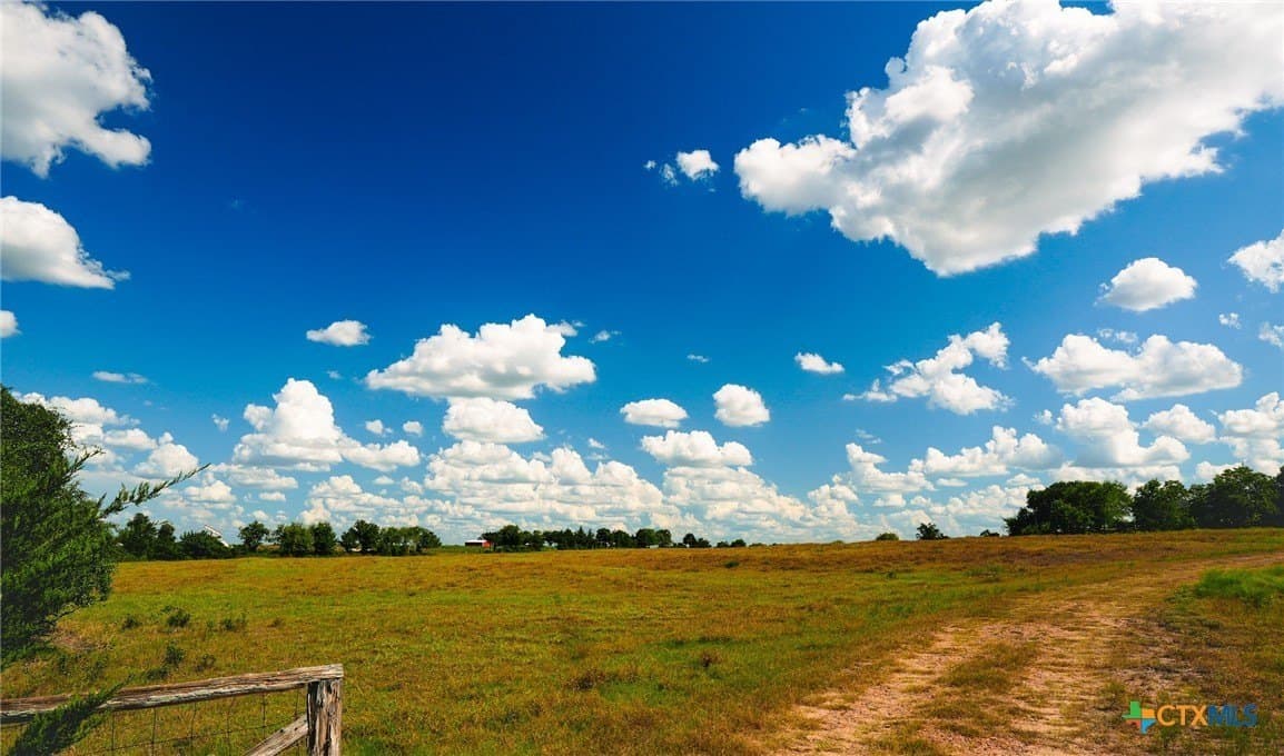 39.14 acres in Fayette County - photo 2