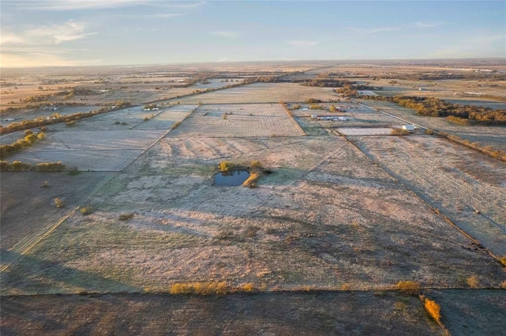 13.5 acres in Cooke County - photo 8