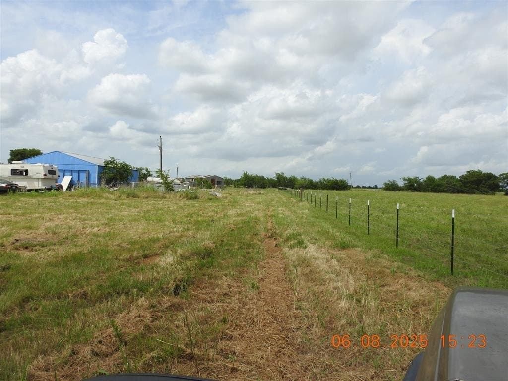 2.11 acres in Hunt County - photo 2