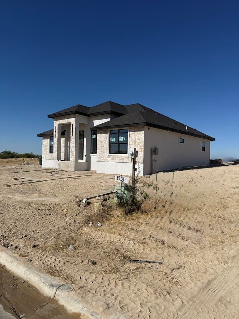7,811 acres in Maverick County - photo 4