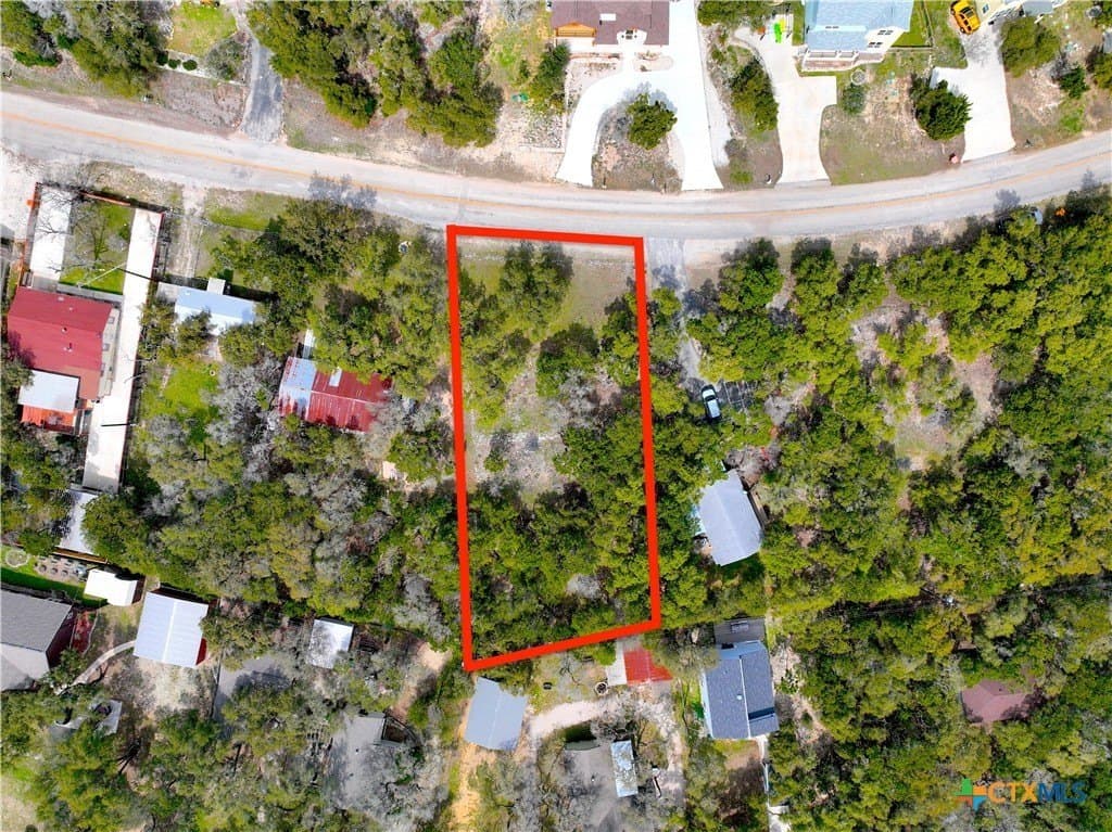 0.34 acres in Comal County - photo 10