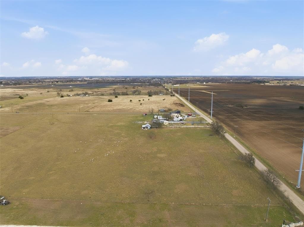 5.88 acres in McLennan County - photo 17
