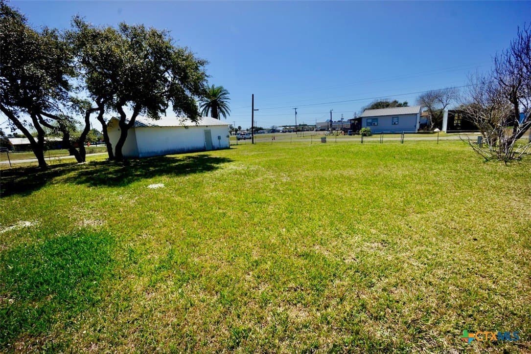 0.35 acres in Calhoun County - photo 8