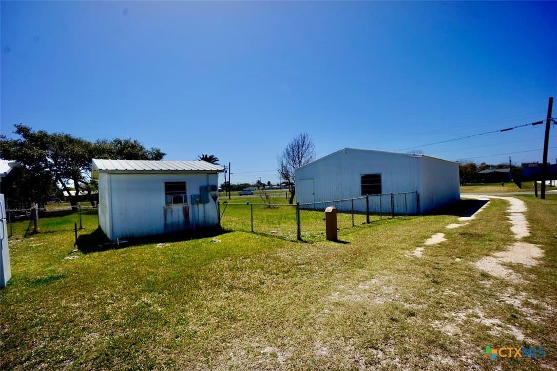 0.35 acres in Calhoun County - photo 13