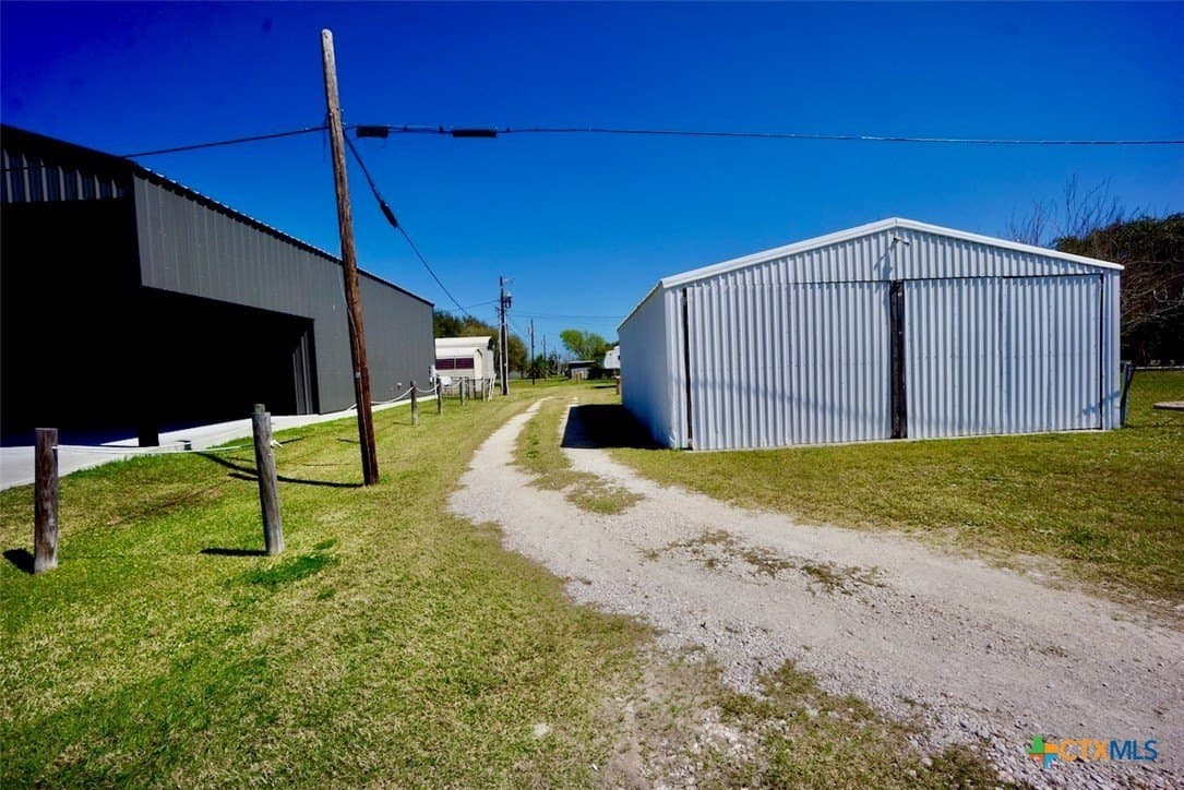 0.35 acres in Calhoun County - photo 12