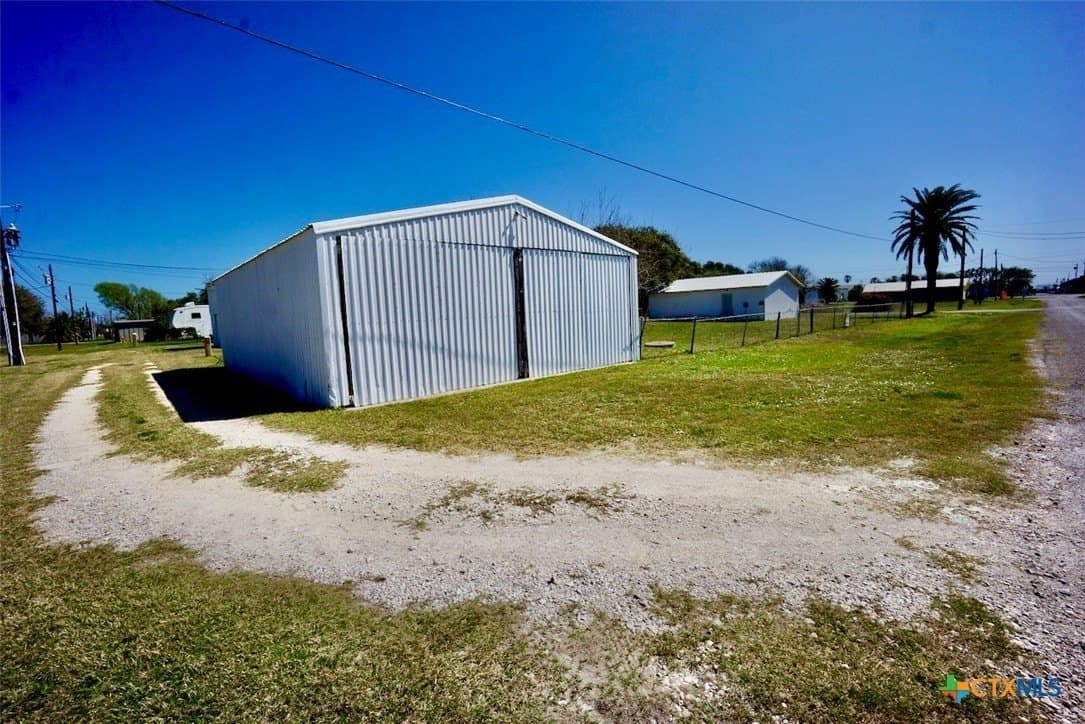 0.35 acres in Calhoun County - photo 11