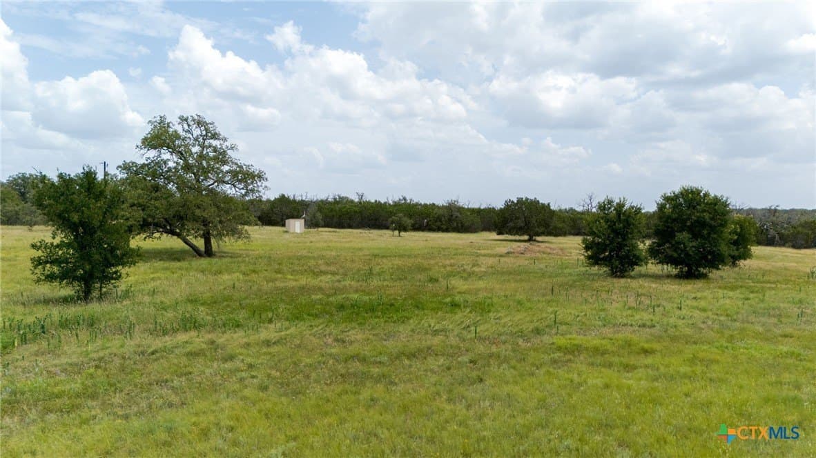 5.25 acres in Texas County - photo 8