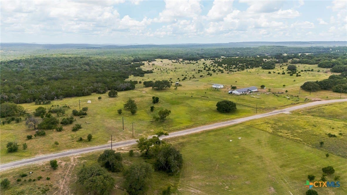 5.25 acres in Texas County - photo 4