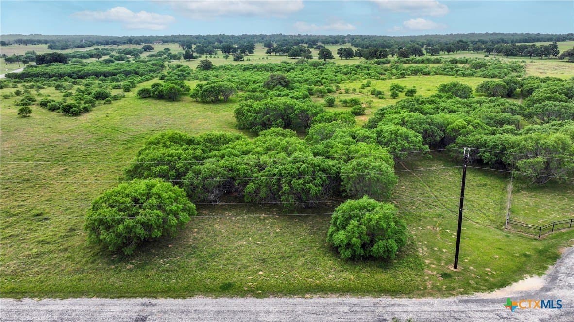 8.21 acres in Gonzales County - photo 15