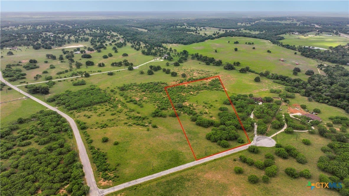 8.21 acres in Gonzales County - photo 7