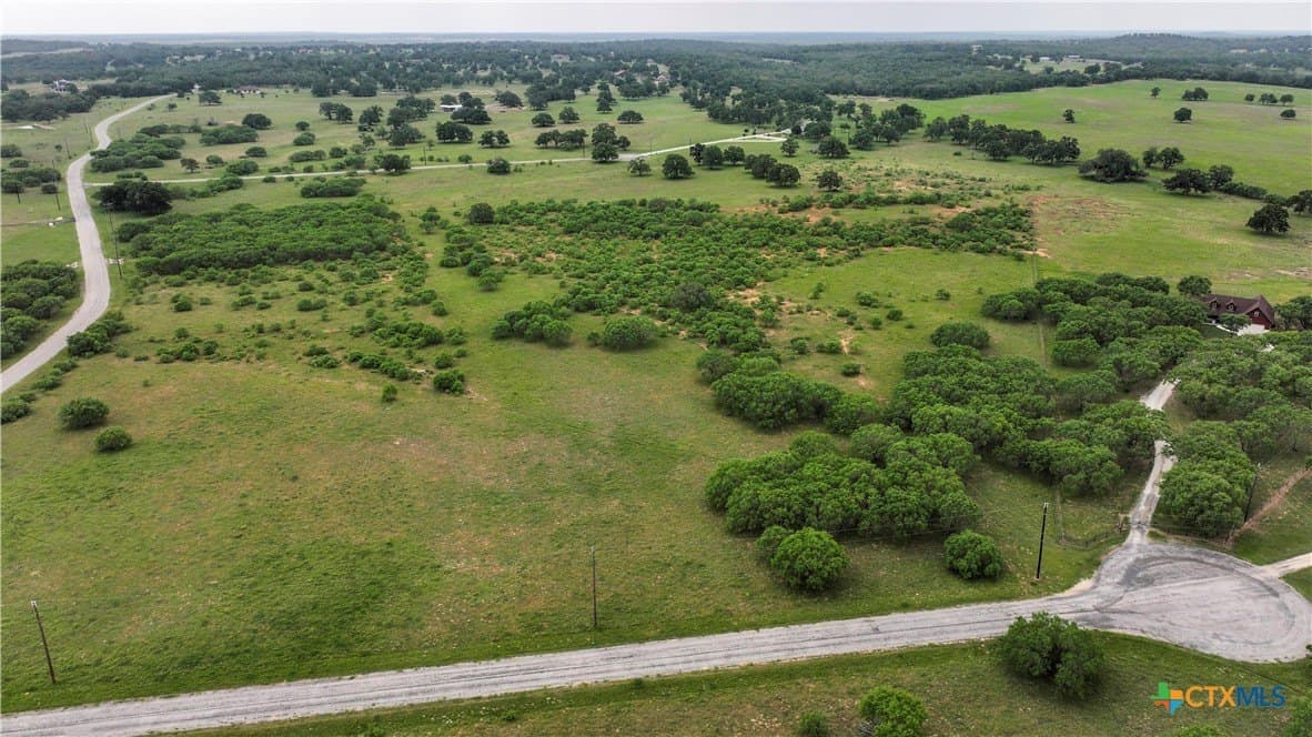 8.21 acres in Gonzales County - photo 13